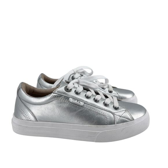 Taos Plim Soul Luxe Sneaker in Metallic Silver Size 6 Quiet Luxury Leather - Picture 1 of 10